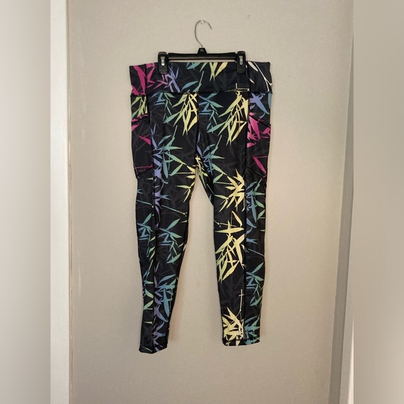 Pro Player Activewear Leggings - Picture 2 of 5